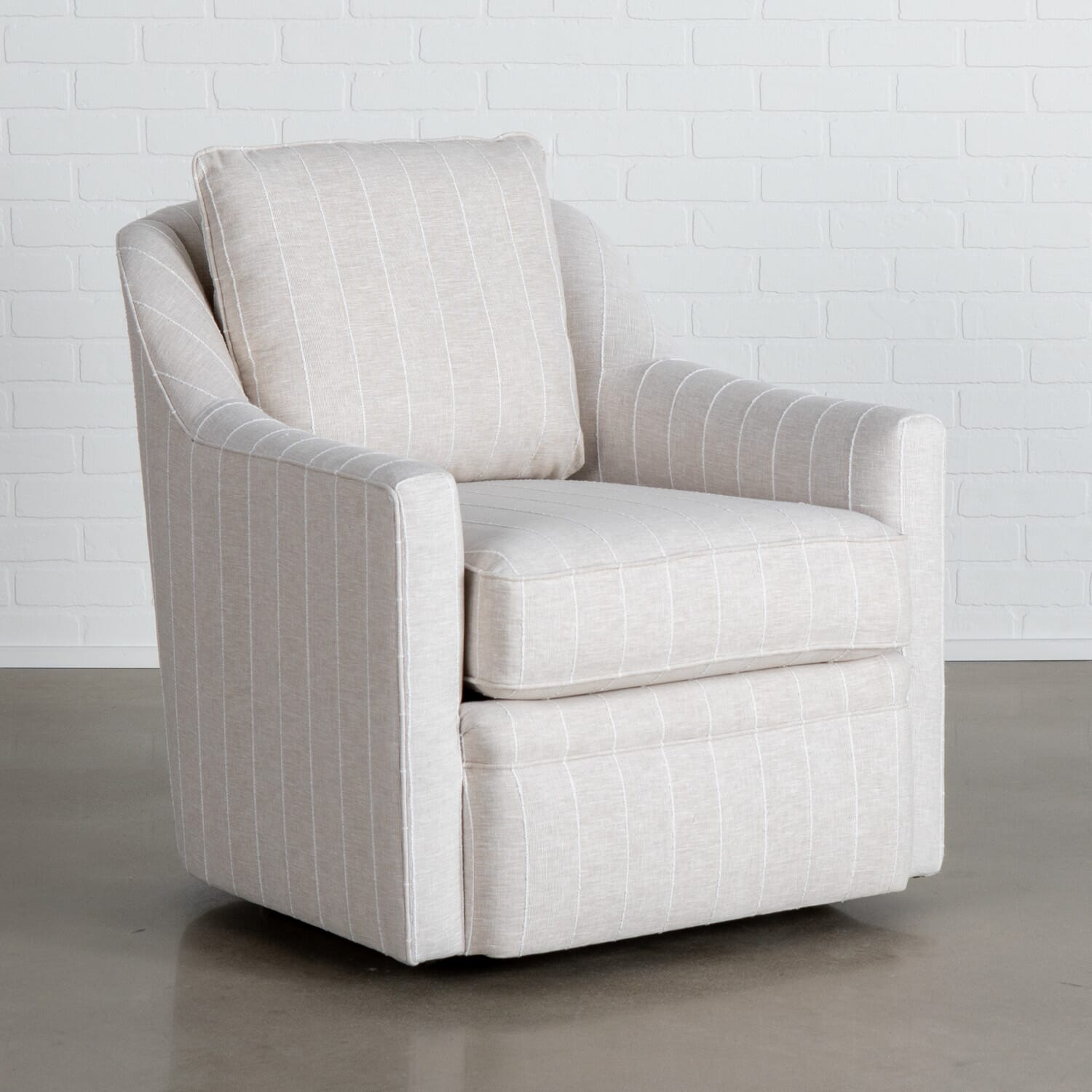 Sol Swivel Chair