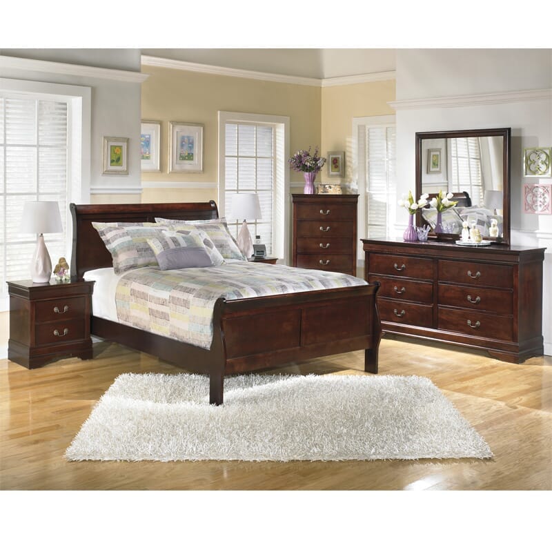 Alisdair Queen 7-Pc. Bedroom Package - WG&R Furniture