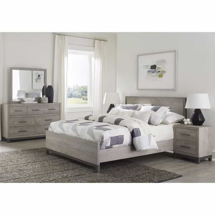 Itasca II 7-Pc Queen Bedroom Package
